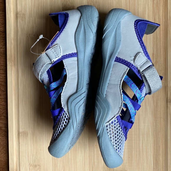 M.A.P. Niagara Girl's Fisherman Sandal sz 2 mesh - Picture 2 of 11